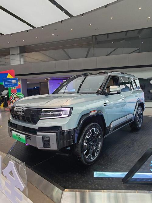 广州249比亚迪方程豹硬派越野的爆款，英菲尼迪35周年与你共成长